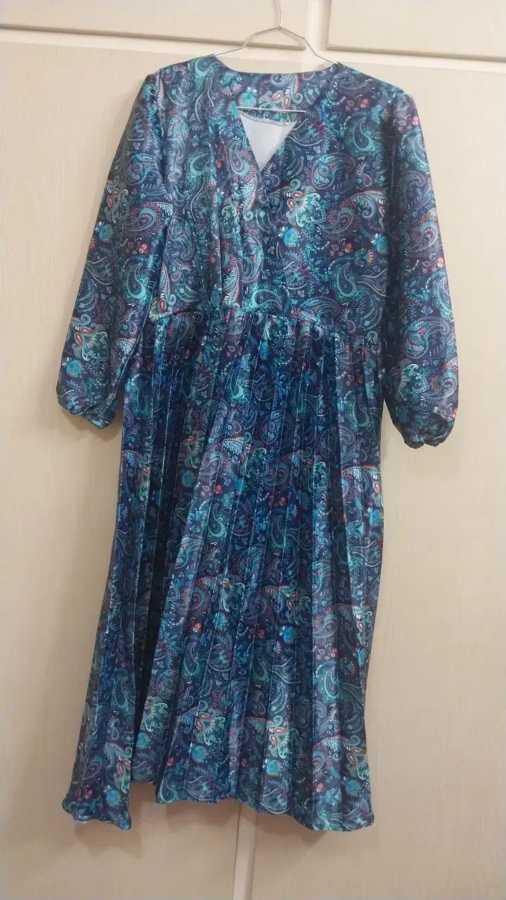 پیراهن پلیسه|لباس|زنجان, |دیوار