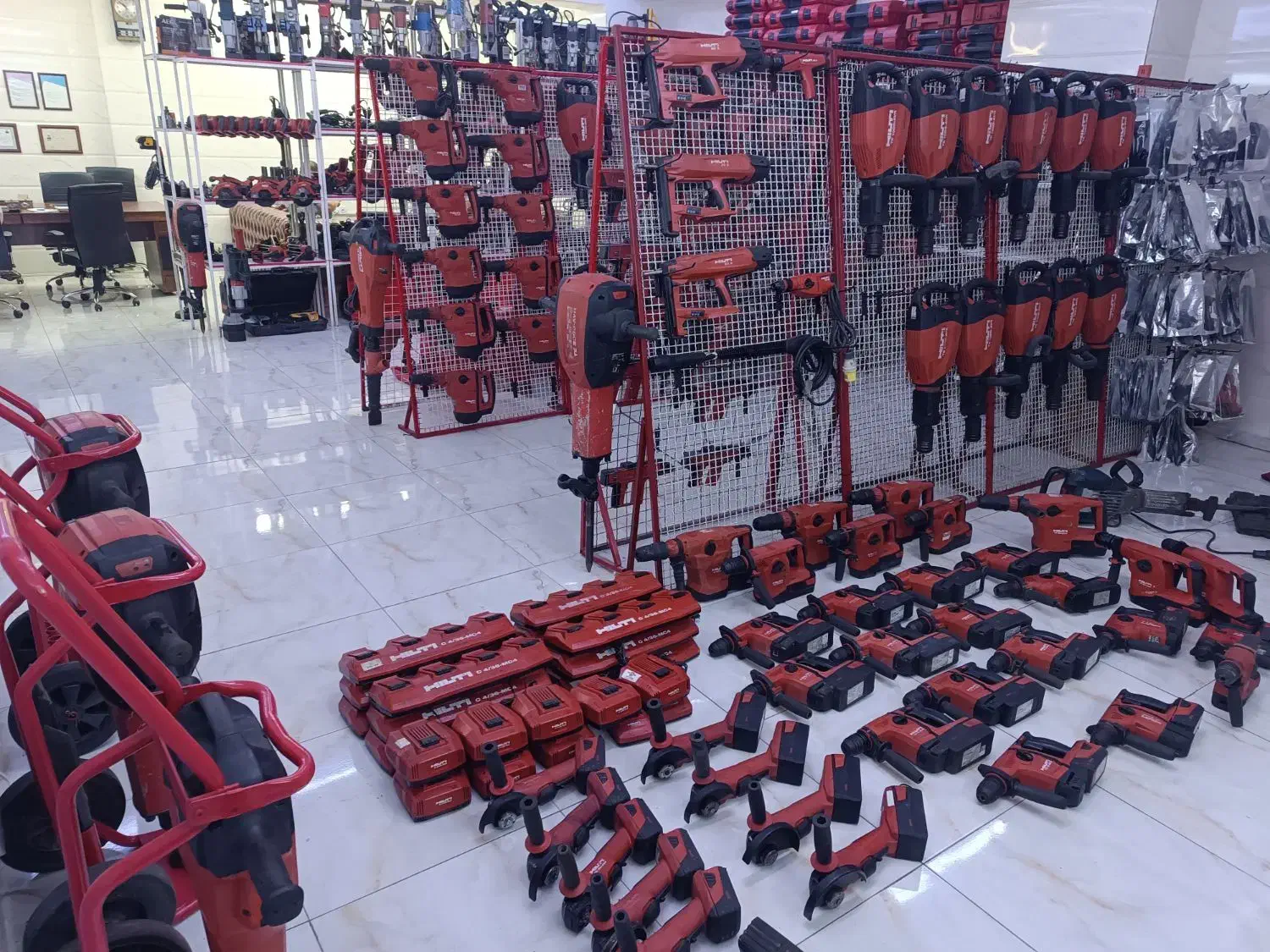 بتن کن پیکور دژبر هیلتی اصل|ماشینآلات صنعتی|اسلامشهر, شهرک مفیدی|دیوار