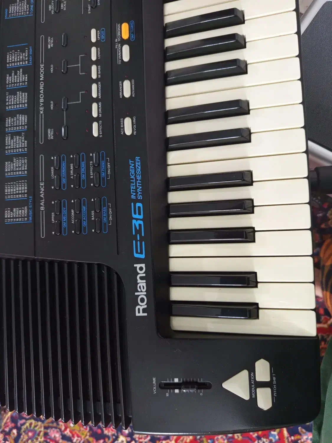 کیبورد رولند e36...در حد واقعی|پیانو، کیبورد، آکاردئون|کرج, شهرک بنفشه|دیوار