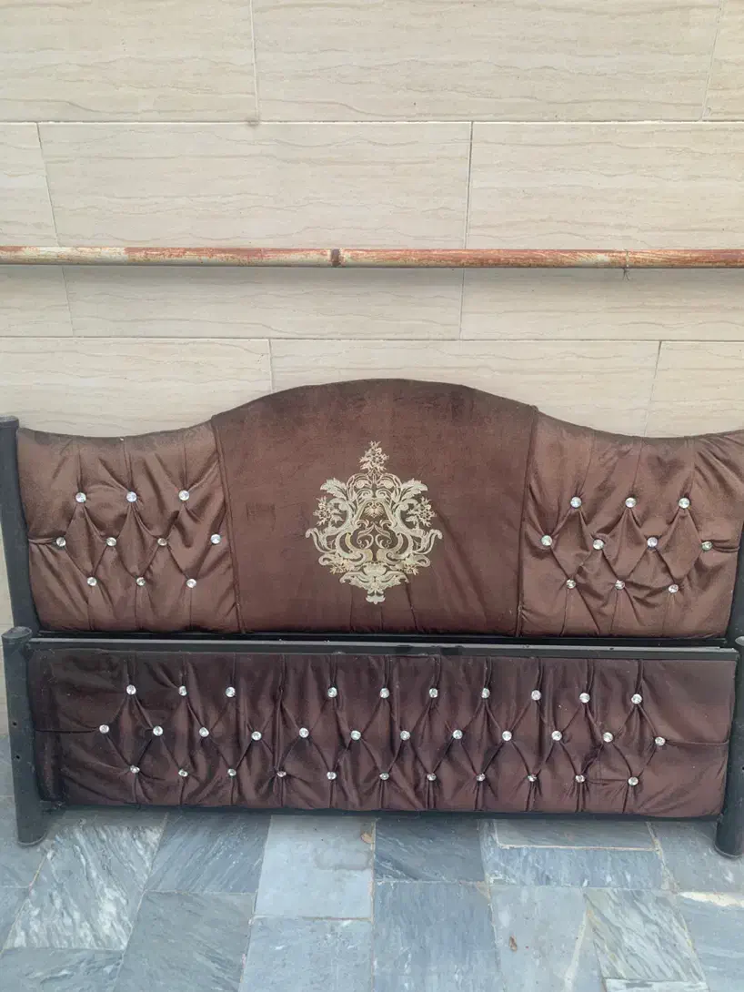 تخت خواب فلزی دونفره|تخت و سرویس خواب|قائمشهر, |دیوار