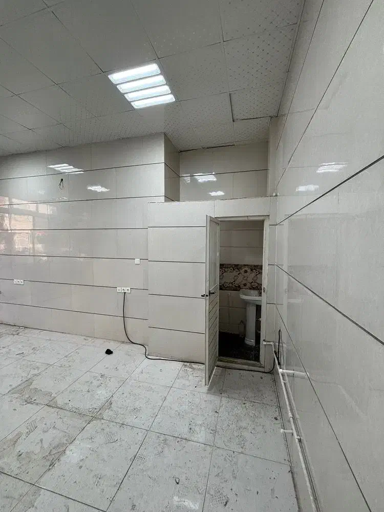 اجاره مغازه۲۶متری خ رجایی حصارک پایین اسلامشهر|اجارهٔ مغازه و غرفه|اسلامشهر, شهرک سعیدیه|دیوار