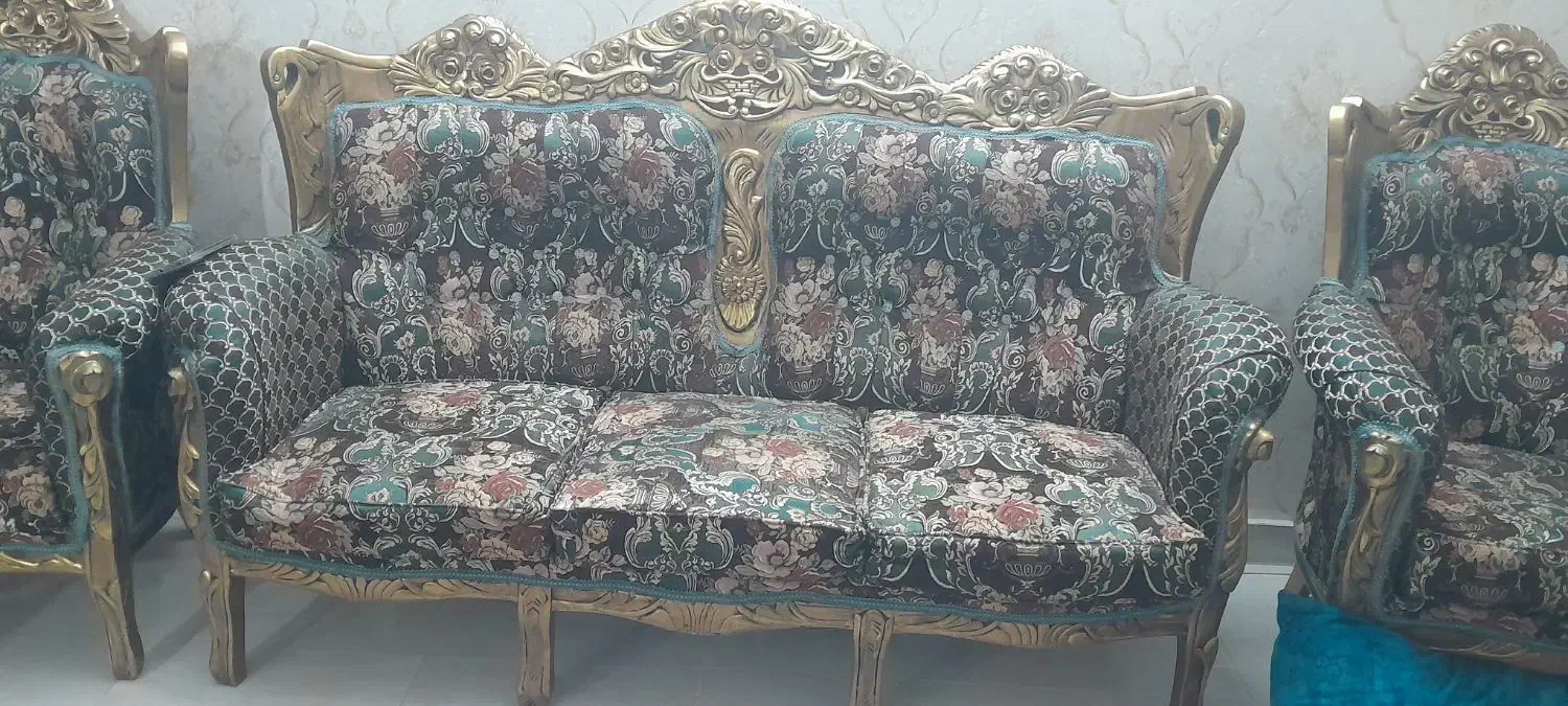 میل سلطنتی چوب راش پارچه مخمل ملایر ۹ نفره|مبلمان خانگی و میز عسلی|قرچک, باقرآباد|دیوار