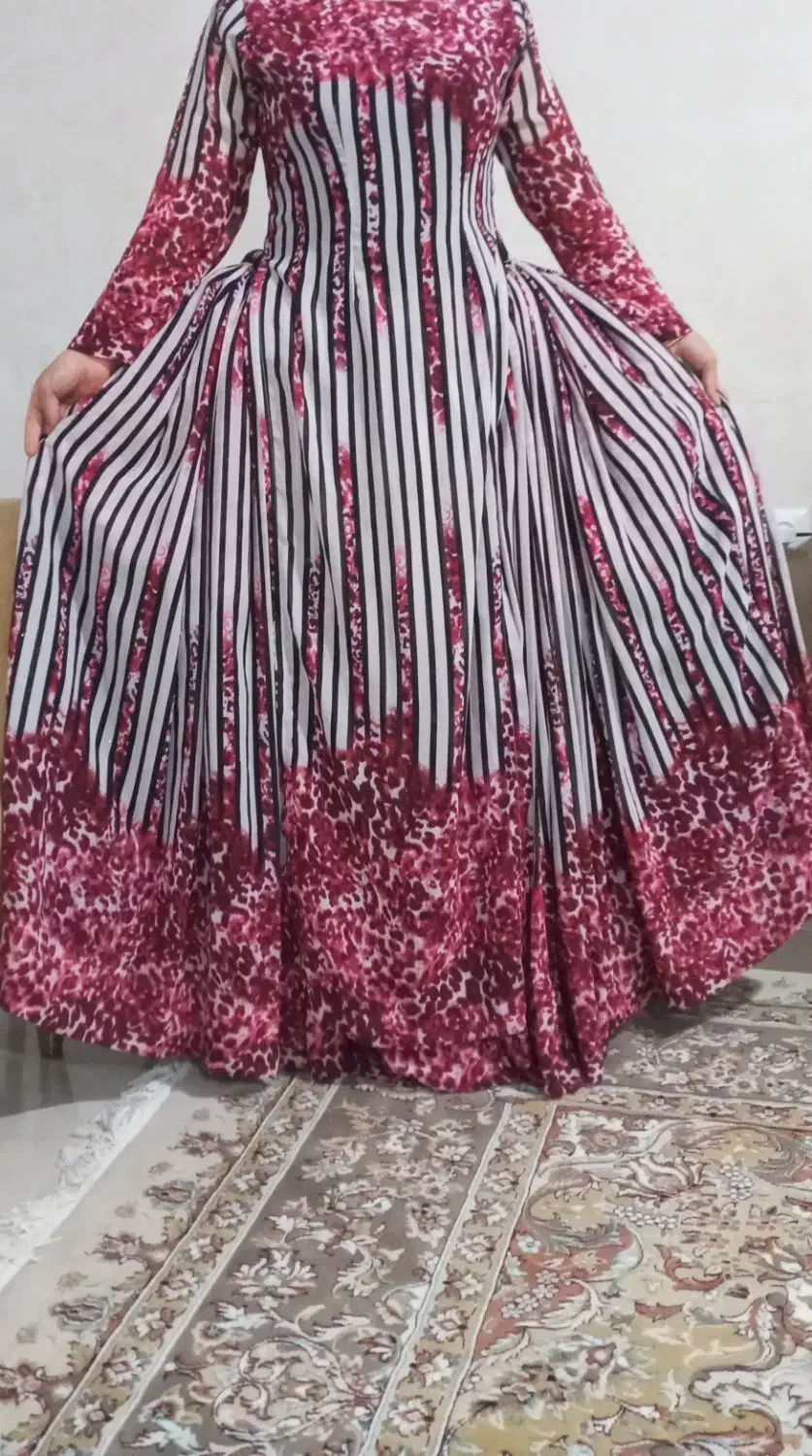 لباس جرج|لباس|یاسوج, |دیوار