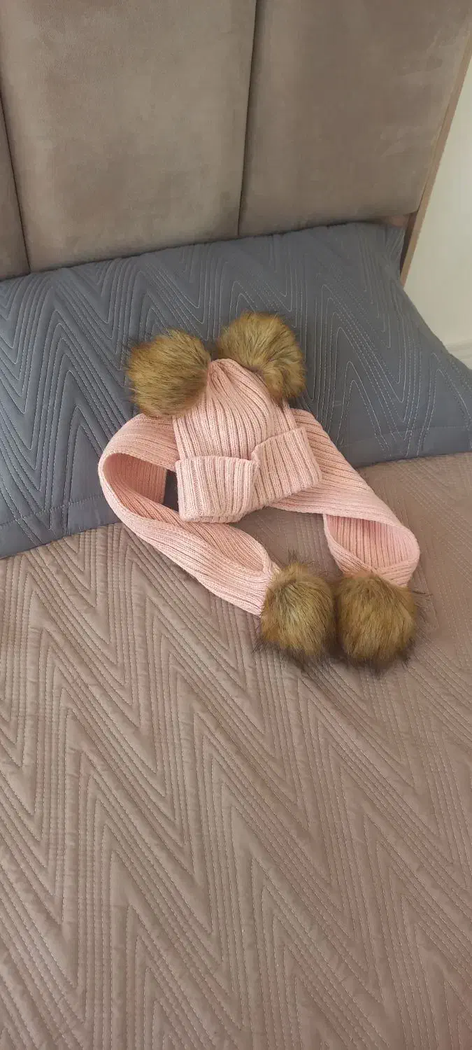 مقدار ی  لباس از چهار تا نه سال  دخترانه وپسرانه|کفش و لباس بچه|بروجرد, |دیوار