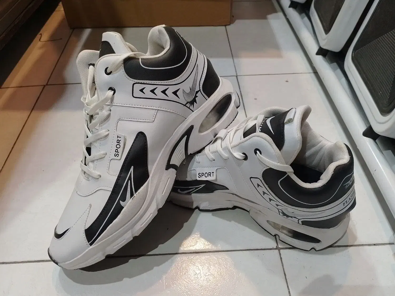 کفش نایک بسکتبال والیبال|کیف، کفش، کمربند|زنجان, |دیوار