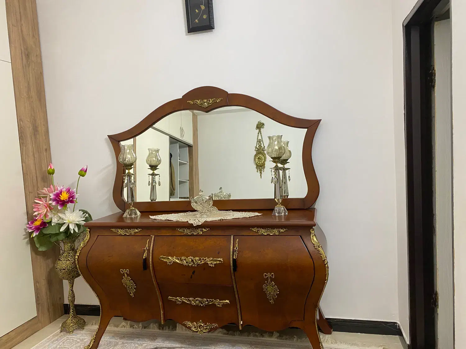 اینه وکنسول ۲۰ میلیون|بوفه، ویترین، کنسول|زنجان, |دیوار