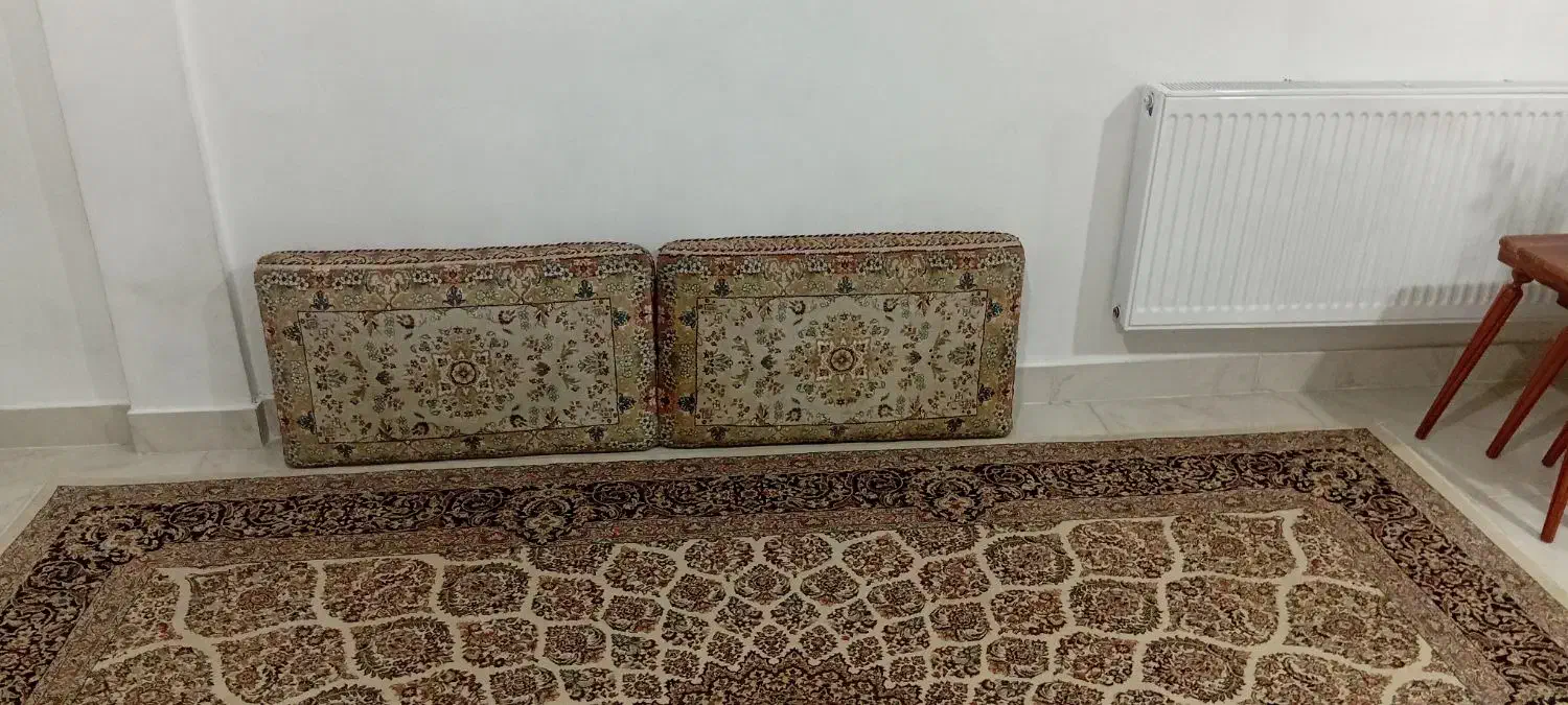 پشتی|پشتی|سنندج, |دیوار