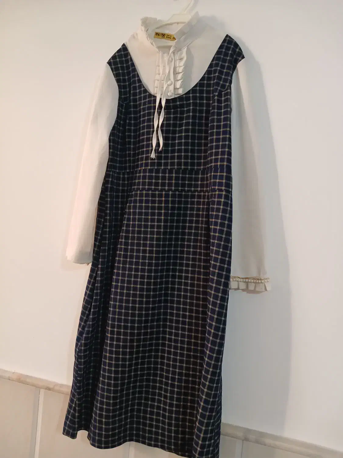 مانتوجلوباز مخمل|لباس|قم, هفت تیر|دیوار