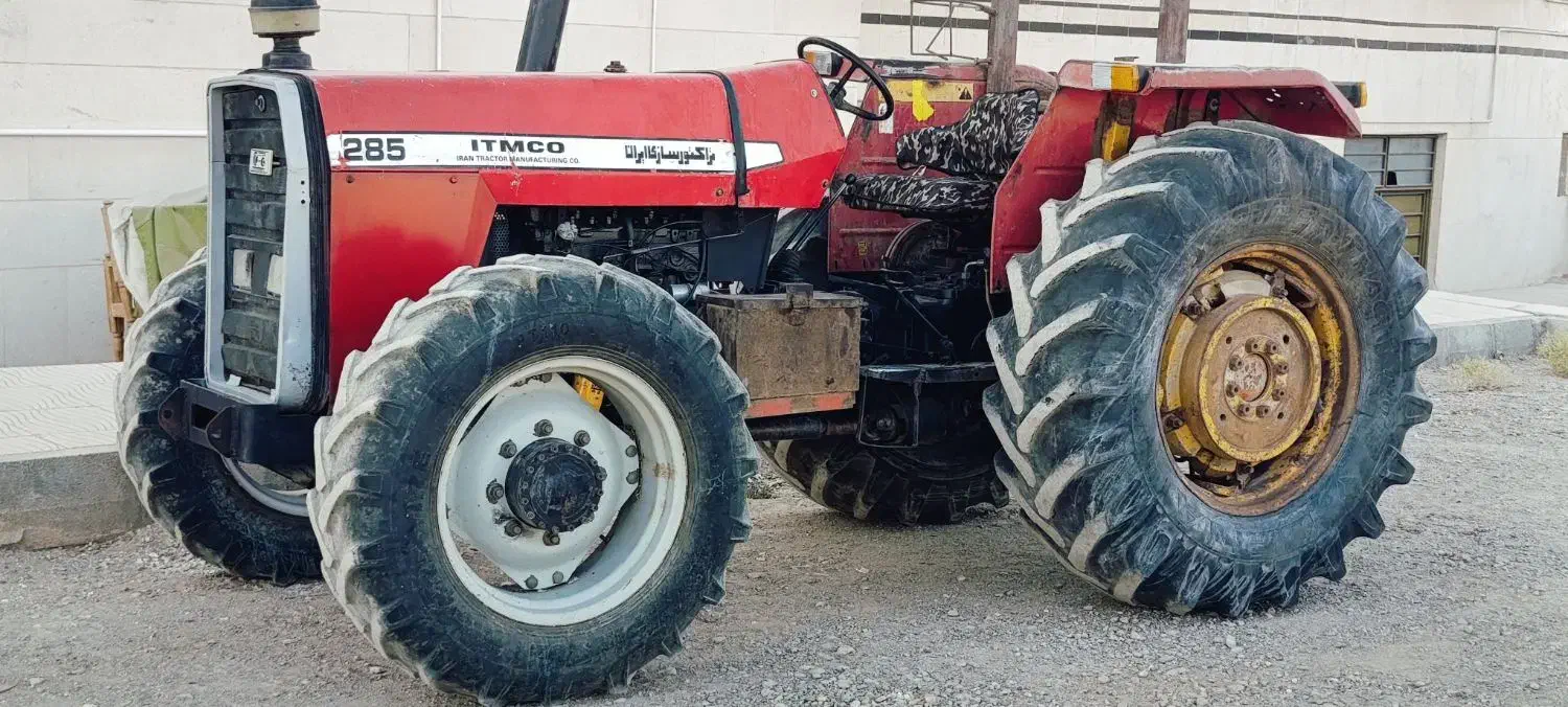 فرگوسن ۲۸۵جفت اصل انگلیس موتور ساعتی|خودرو سنگین|یزد, |دیوار