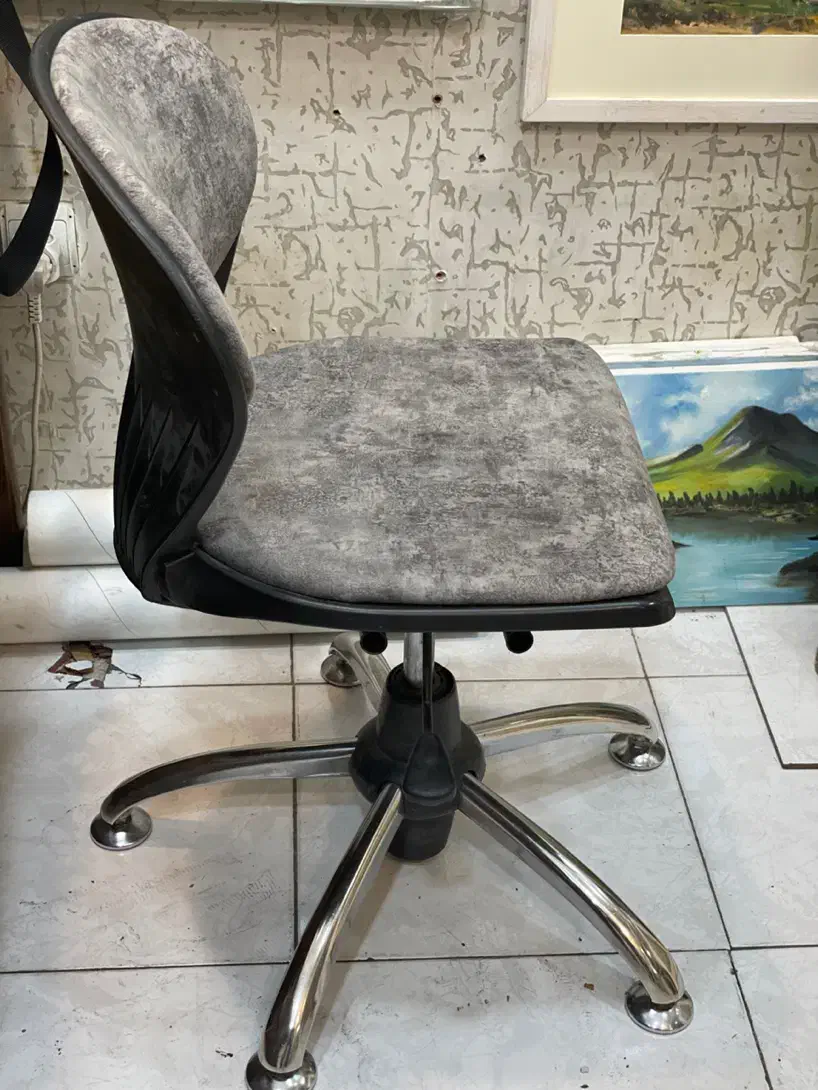 صندلی گردان جک دار|صندلی و نیمکت|تهران, ازگل|دیوار