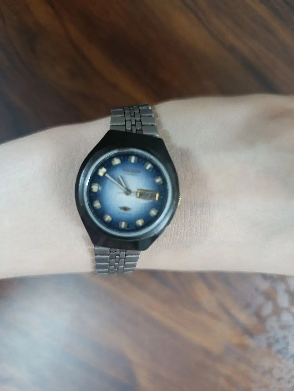 ساعت سیتیزن|ساعت|اسلام‌شهر, ایرین|دیوار