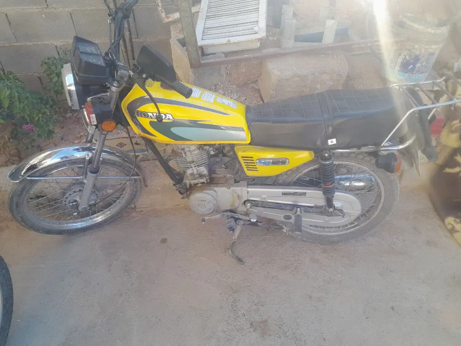 موتور ۱۲۵مدل ۸۵|موتورسیکلت|شیراز, قلات|دیوار