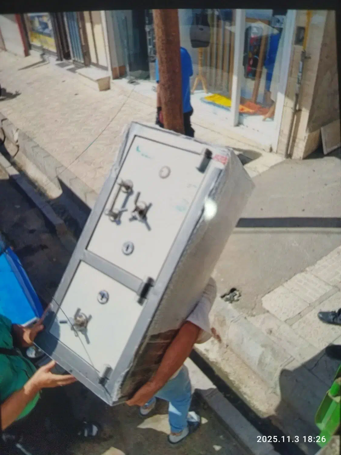 اتوبارباربری حمل بار اسباب کشی ایسوزو نیسان|خدمات حمل و نقل|زنجان, |دیوار