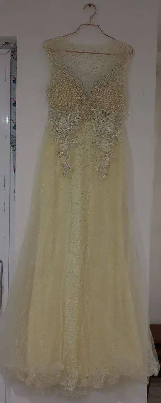 دو عدد لباس مجلسی در حد دو بار استفاده شدن|لباس|همایجان, |دیوار