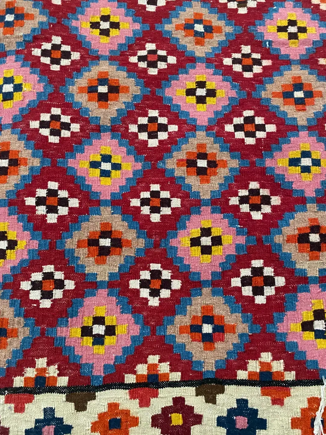 گلیم دست باف|گلیم، جاجیم، گبه|اصفهان, بهرام‌آباد|دیوار