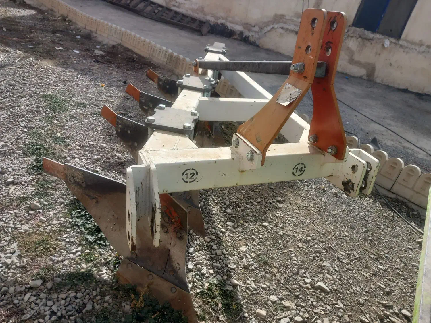 درود فراوان فروش گاوآهن ۴خیش|ماشینآلات صنعتی|بهمن صغاد, |دیوار