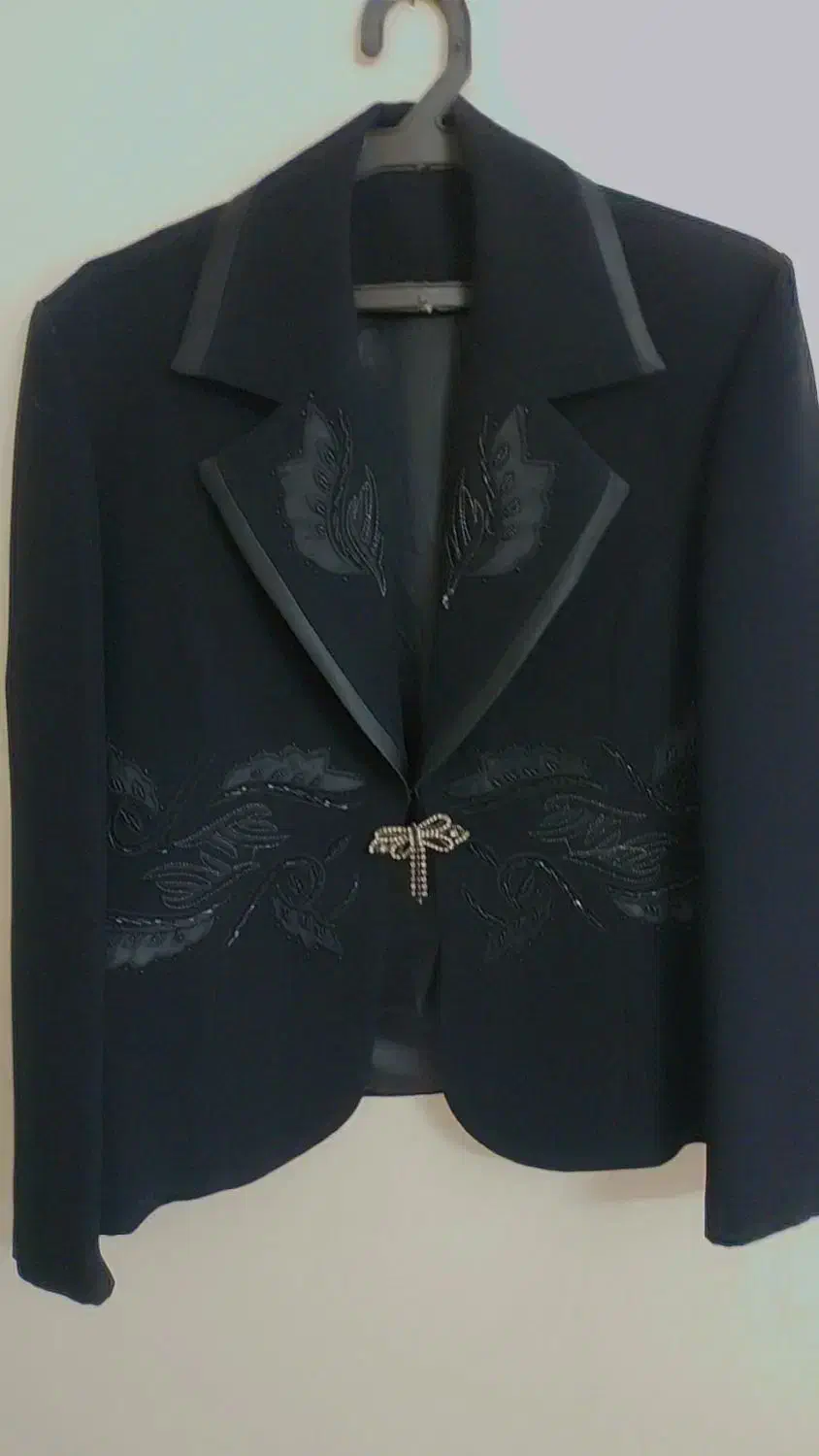 کت مجلسی|لباس|خرم‌آباد, |دیوار