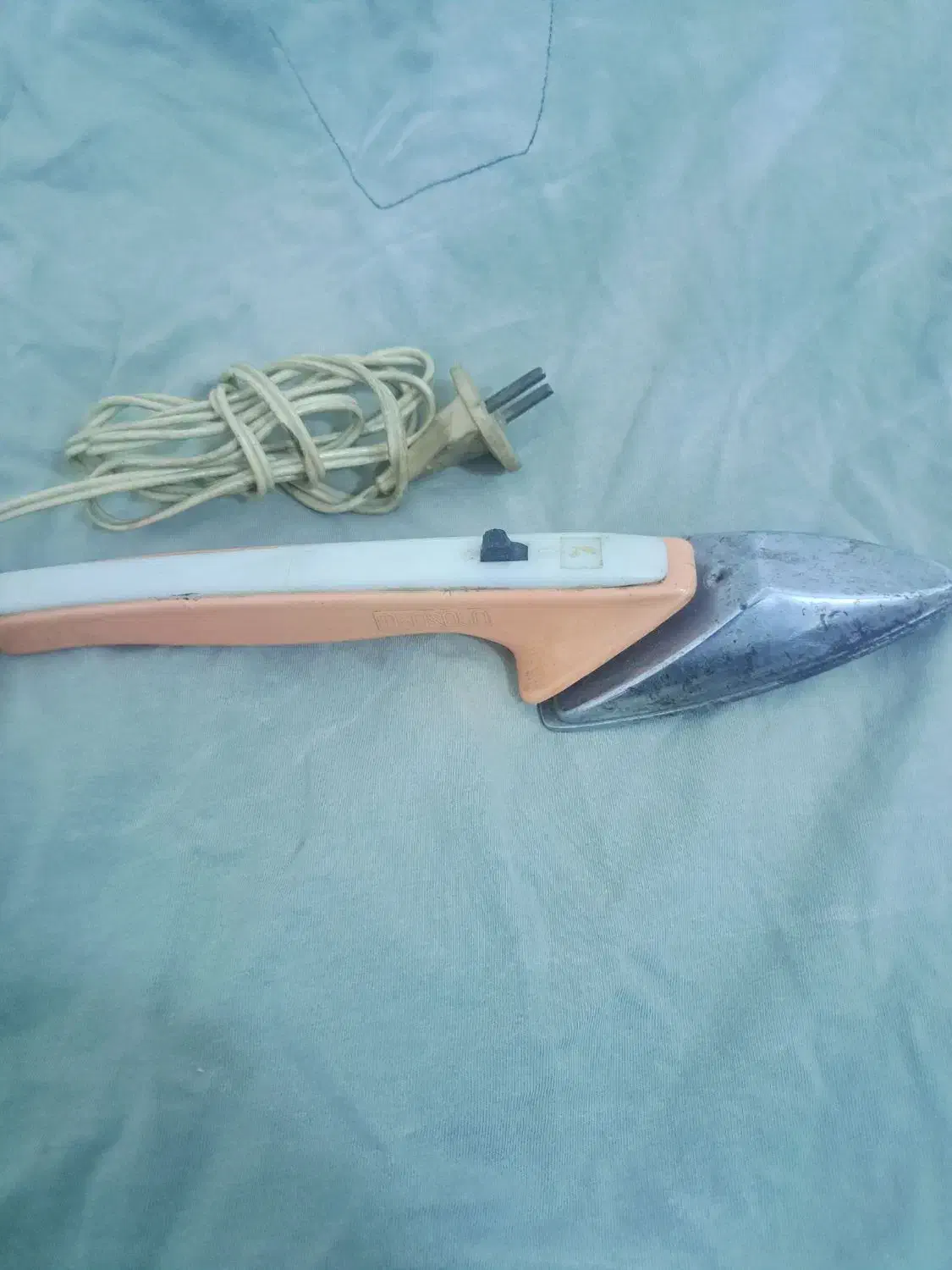 اتو|کلکسیون اشیاء عتیقه|رشت, دیانتی|دیوار