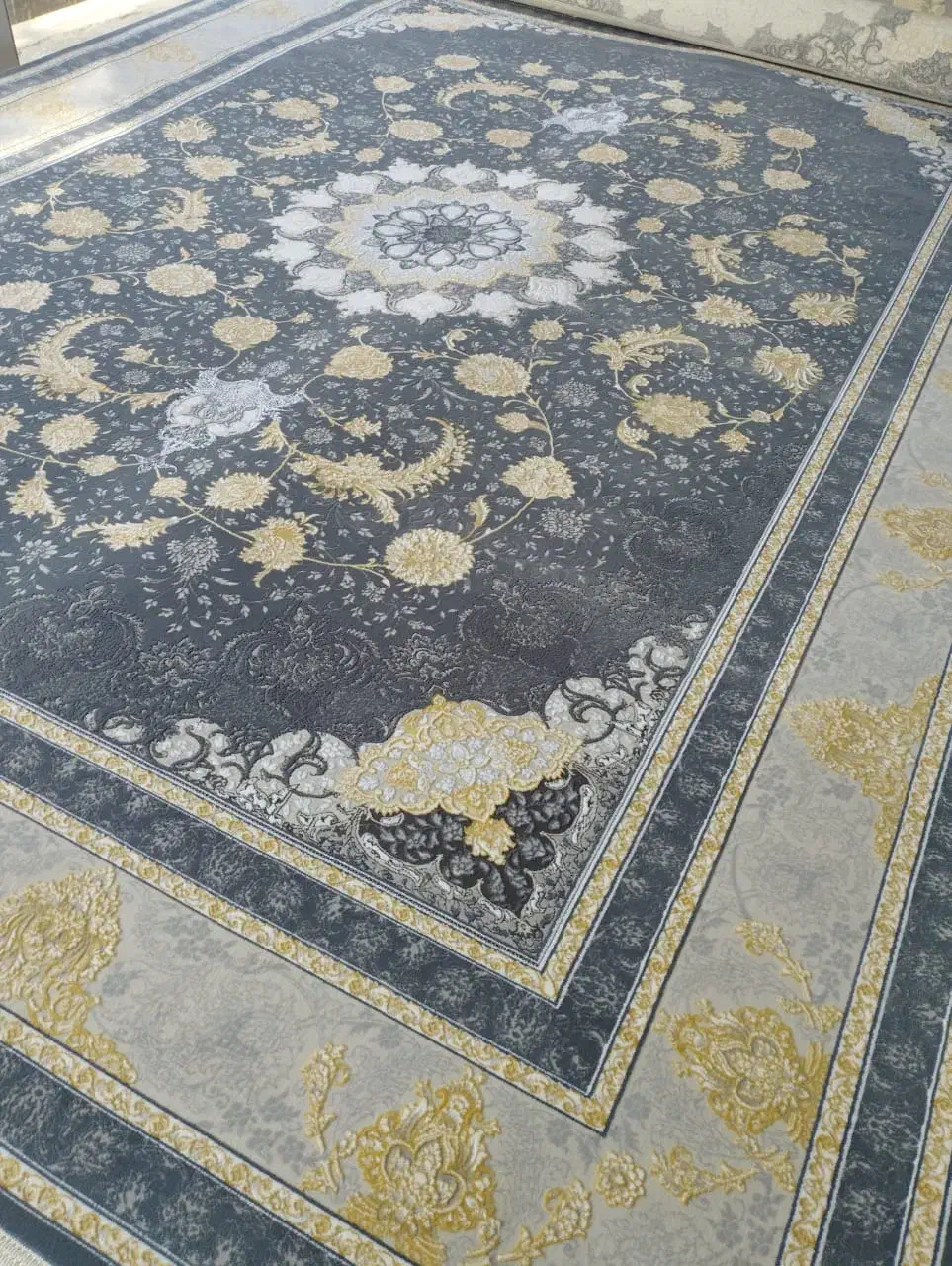 فرش 9 متری|فرش|قم, شاه سید علی|دیوار