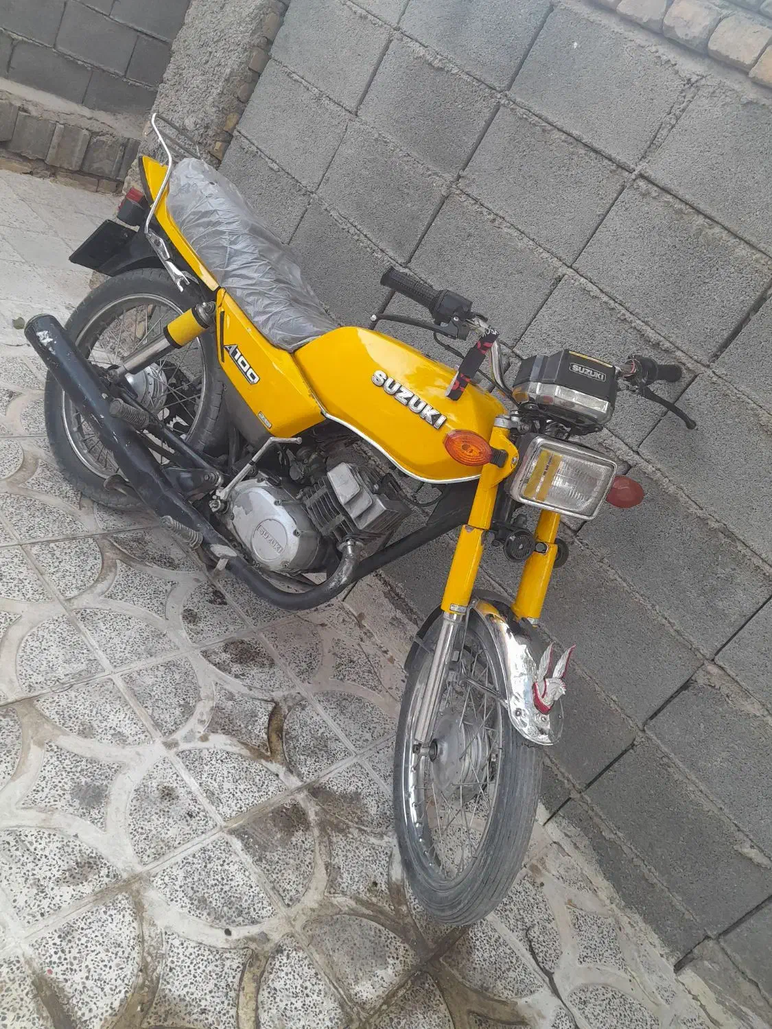 سوزوکی ax100کلکسیونی|موتورسیکلت|شیراز, دروازه قران|دیوار