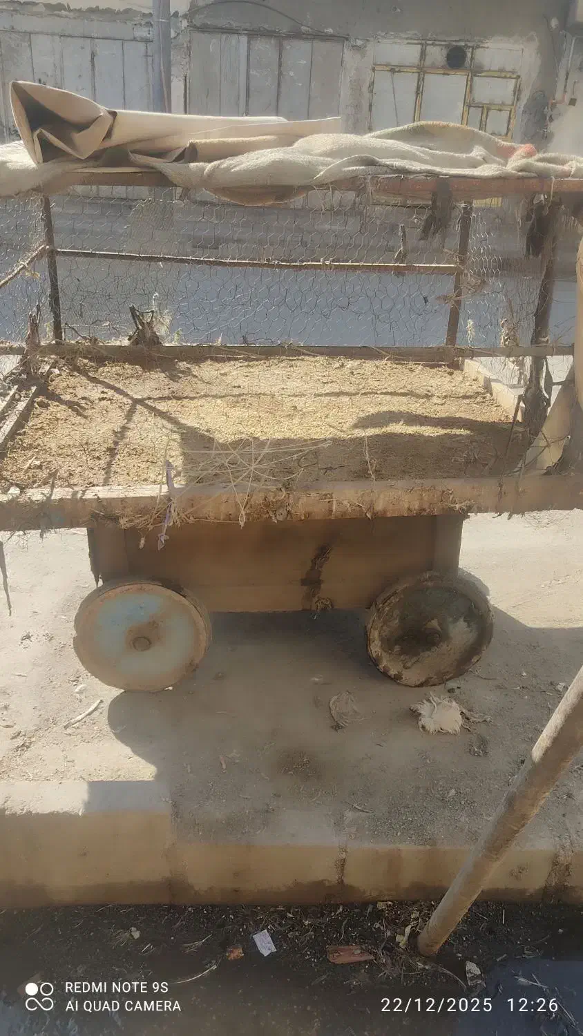 گاری چوبی روسیه|کلکسیون اشیاء عتیقه|زاهدان, |دیوار