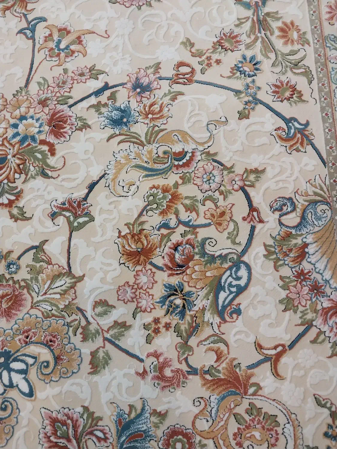 فرش ۱۲ متری ۱۲۰۰ شونه گل برجسته در حد نو|فرش|باقرشهر, |دیوار