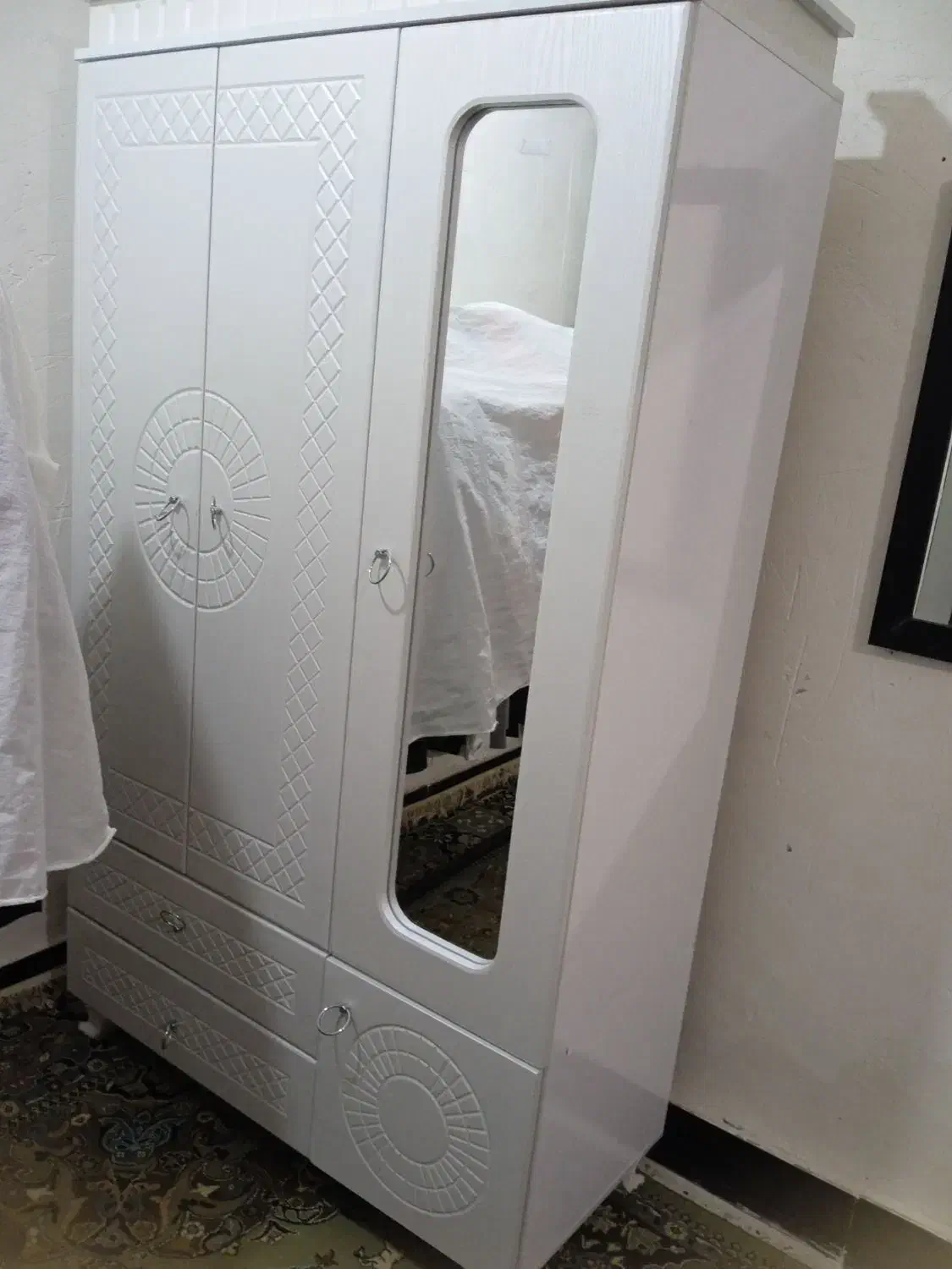 کمد لباسی|تخت و سرویس خواب|دوگنبدان, |دیوار