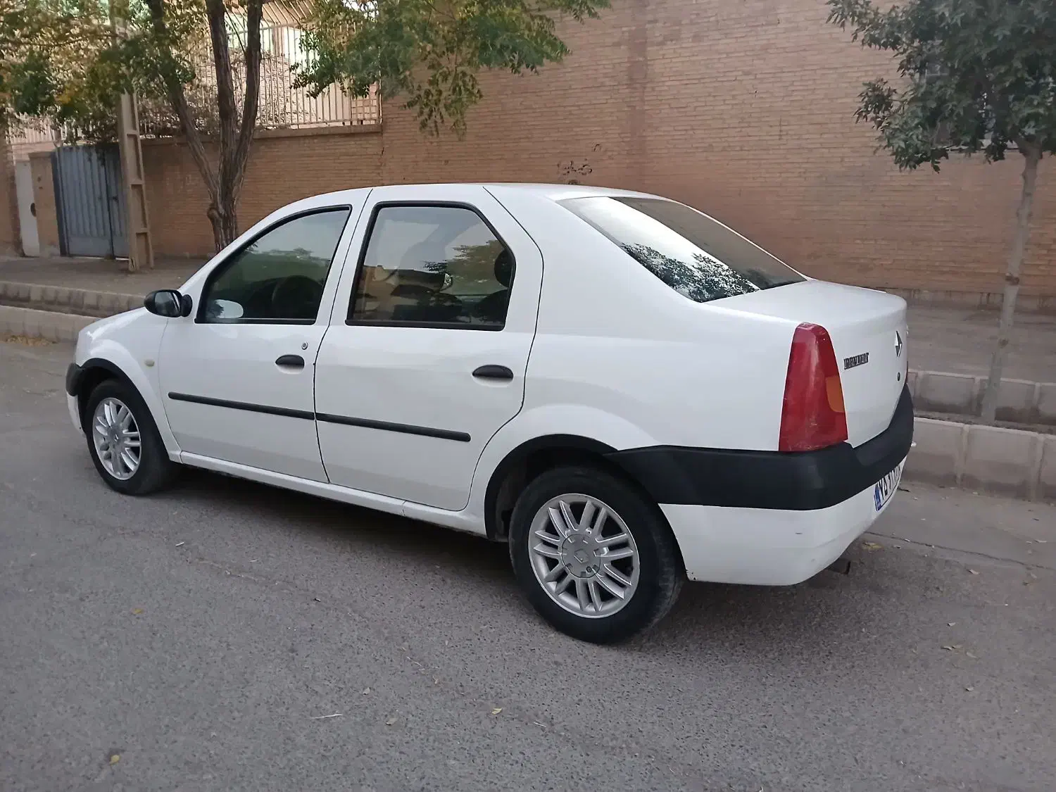 تندر ۹۰ (L90 )مدل ۹۰ کم کار شاسی جلو و عقب پلمپ|خودرو سواری و وانت|کرمان, |دیوار