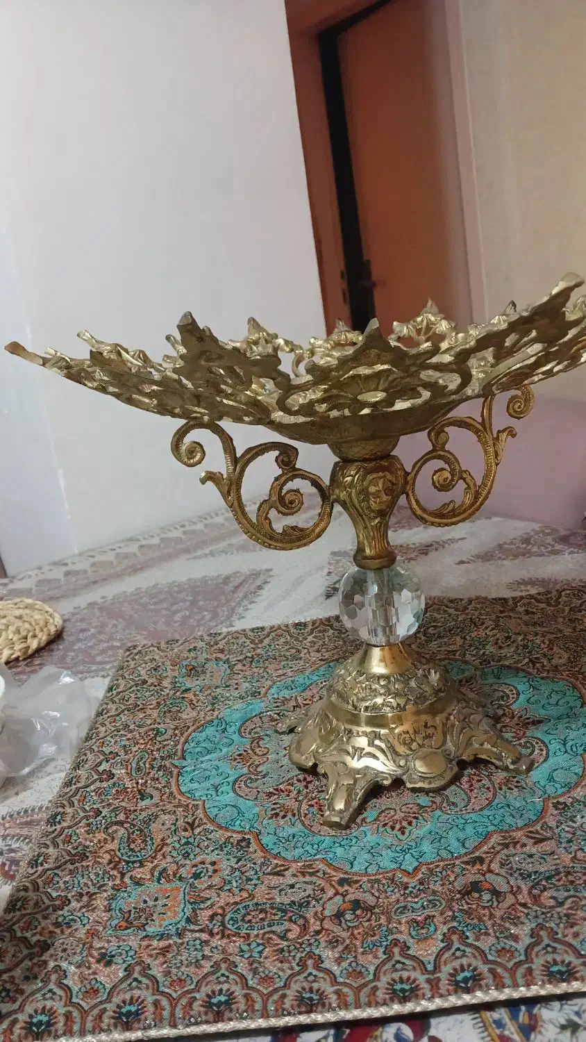 میوه خوری وشکلات خوری برنجی|کلکسیون اشیاء عتیقه|اراک, |دیوار