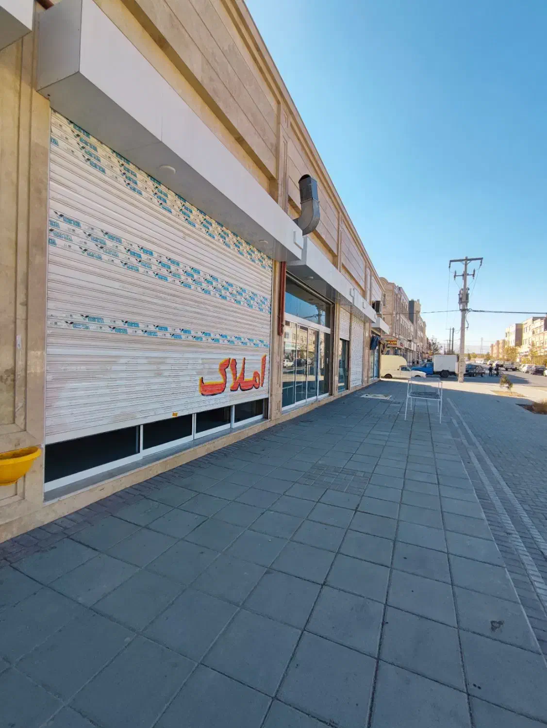 مغازه رهن و اجاره/ حاشیه خیابان 30 متری|اجارهٔ مغازه و غرفه|گلبهار, شهر جدید گلبهار|دیوار