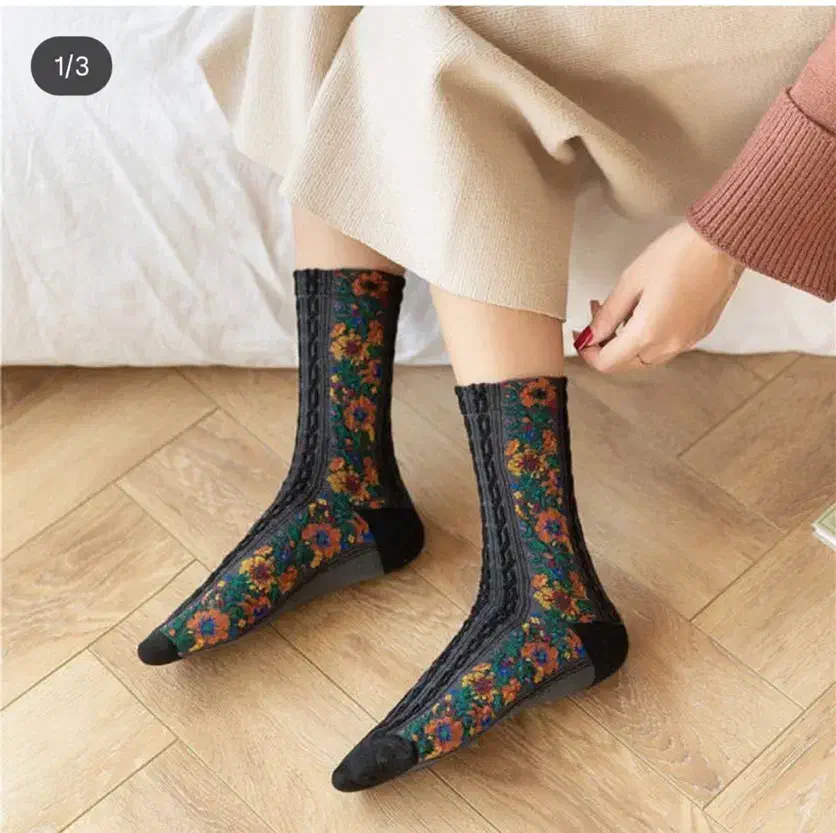 فروش عمده ۸۶ جفت جوراب درجه یک|لباس|کرج, دهقان ویلا|دیوار