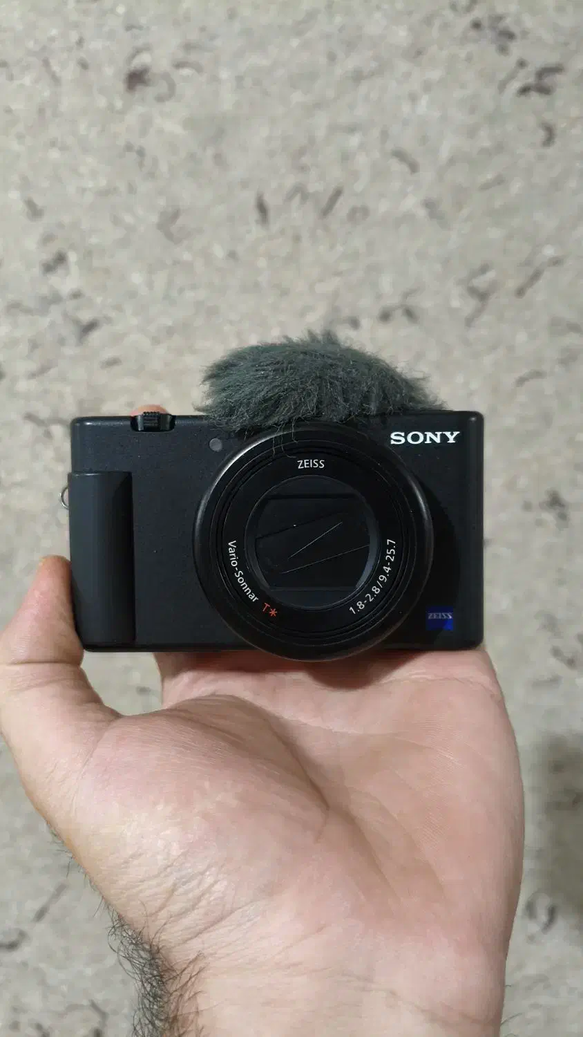 Sony zv1 دوربین|دوربین عکاسی و فیلمبرداری|شیراز, رکنآباد|دیوار
