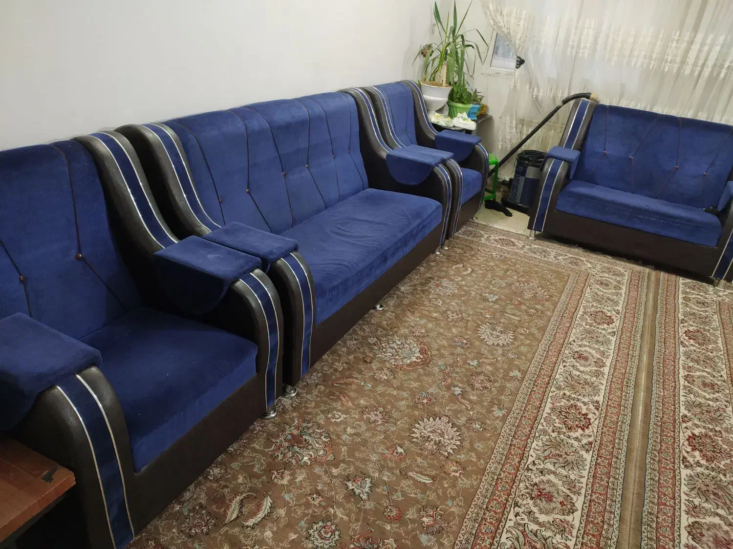 مبل ۷نفره سالم|مبلمان خانگی و میز عسلی|گلبهار, شهر جدید گلبهار|دیوار