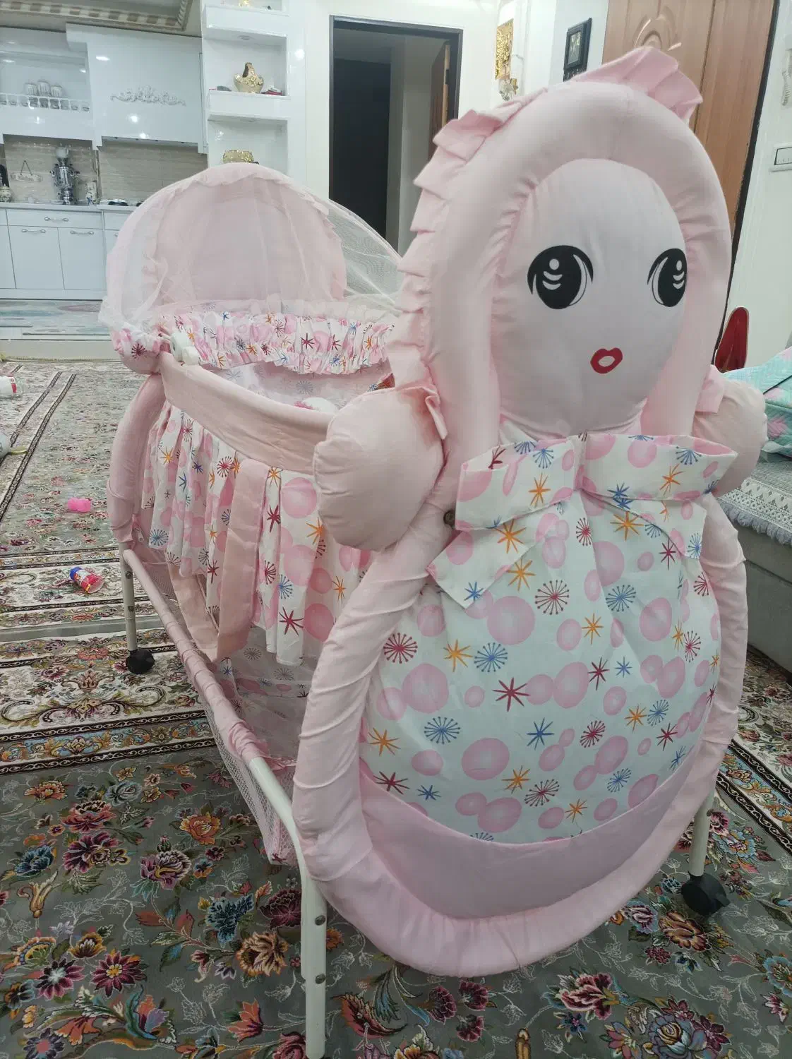 گهواره کودک|تخت و صندلی بچه|مریوان, |دیوار