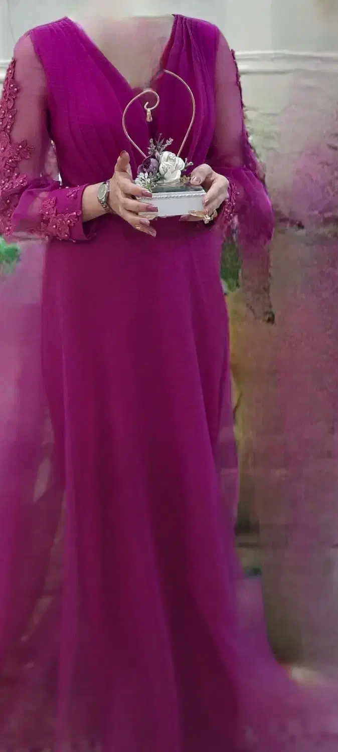 لباس مجلسی|لباس|زابل, |دیوار