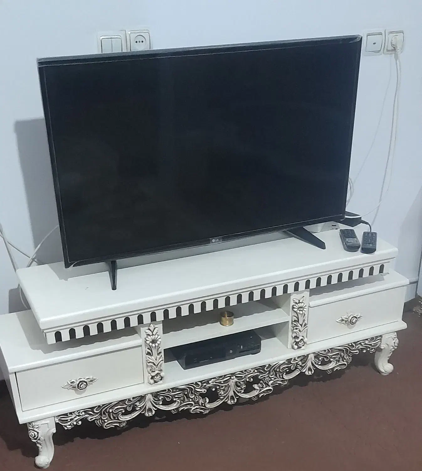 بوفه میز تلویزون|بوفه، ویترین، کنسول|کرج, حصارک پایین|دیوار