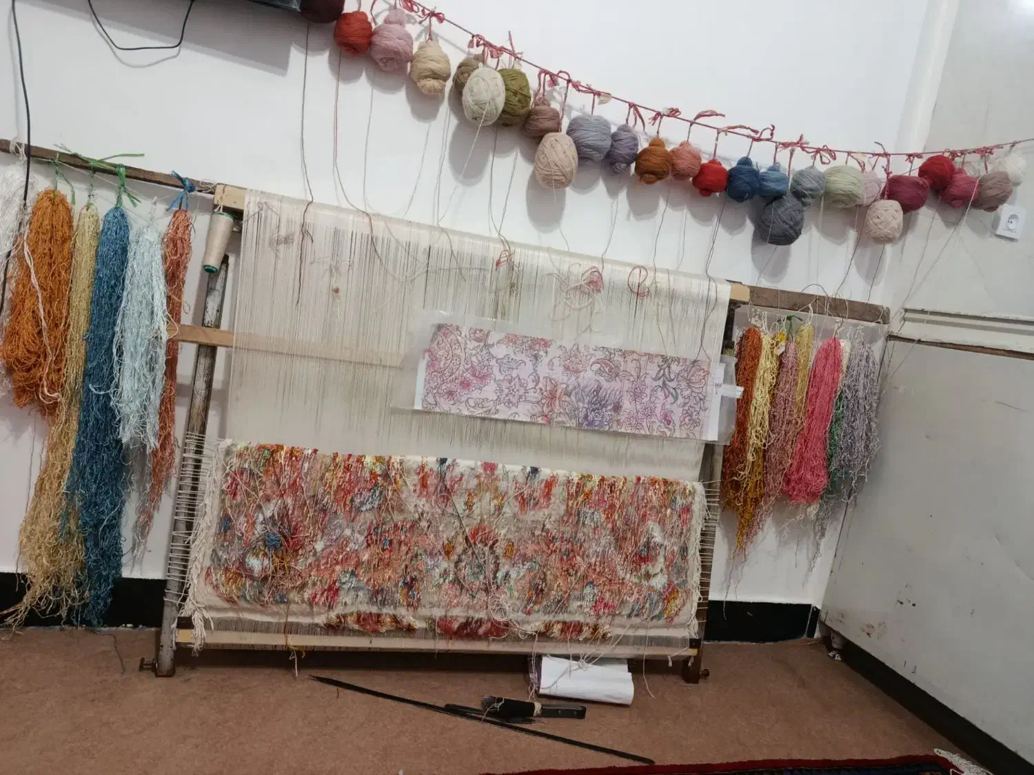 فرش نیمه کاره خطیبی|فرش|تبریز, |دیوار