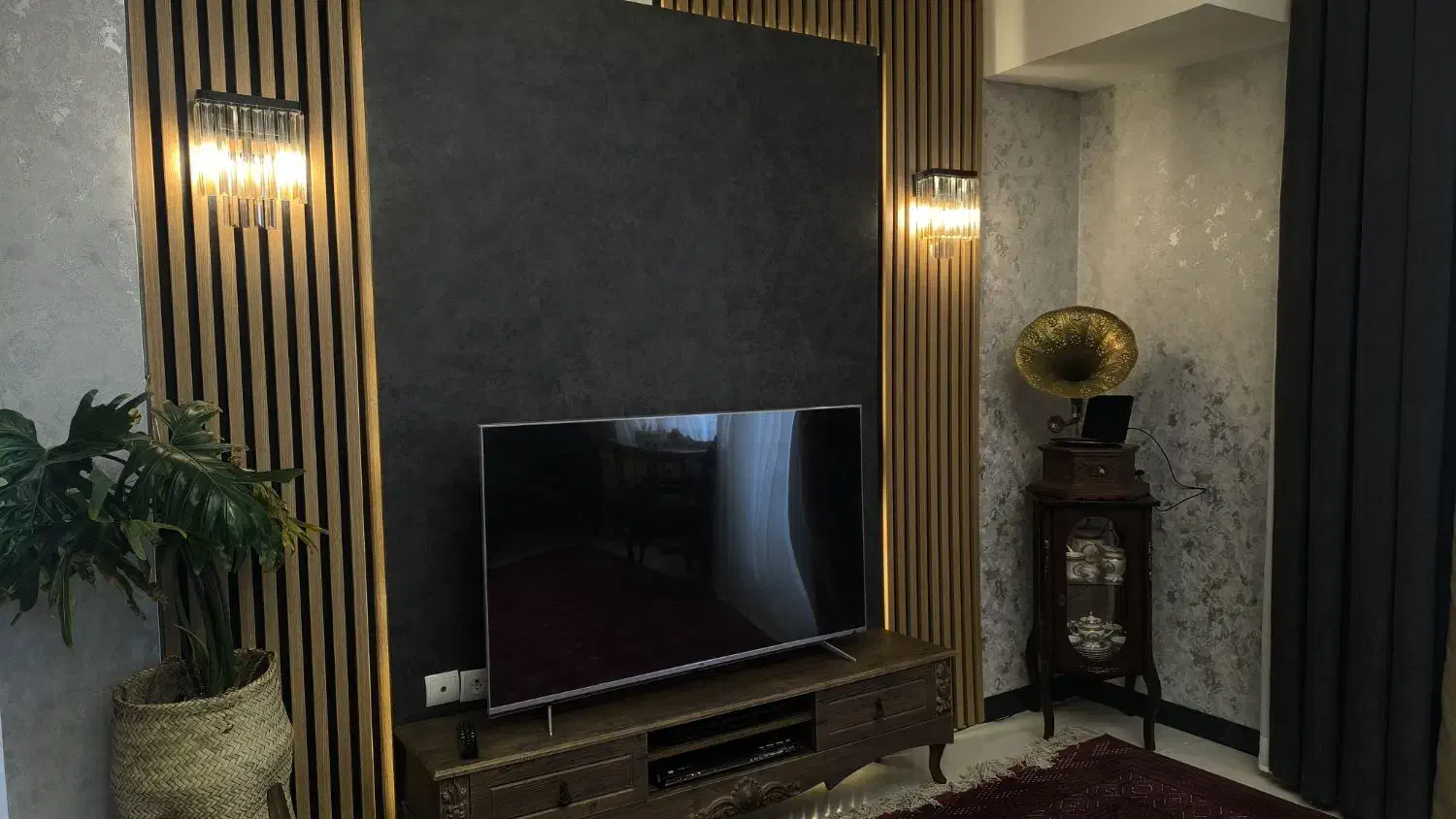 لوستر دیواری|لوستر و چراغ آویز|گلبهار, شهر جدید گلبهار|دیوار