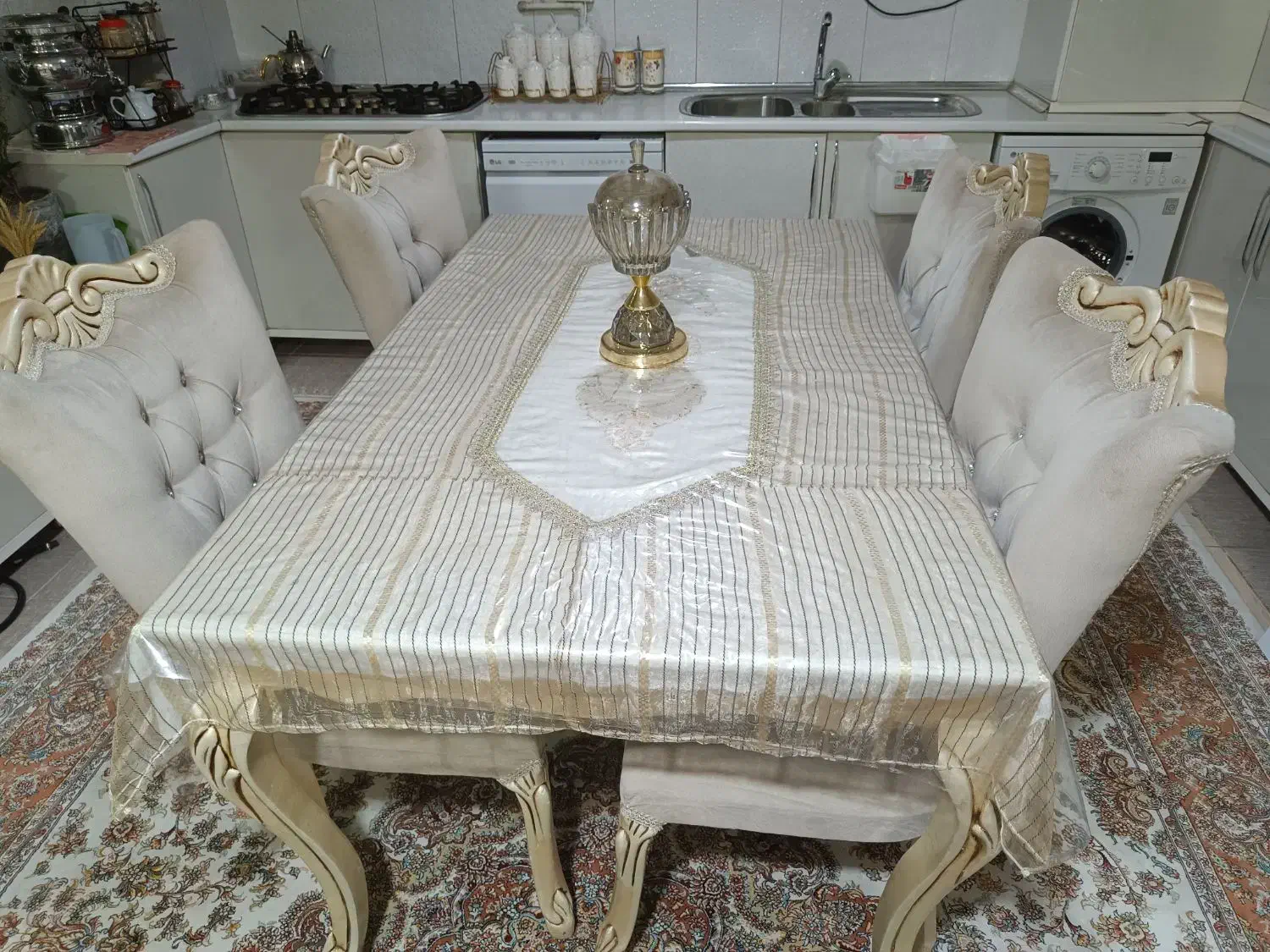 فروش مبلمان ۷نفره و یک دست مبل نهار خوری شیک|مبلمان خانگی و میز عسلی|ایلام, |دیوار