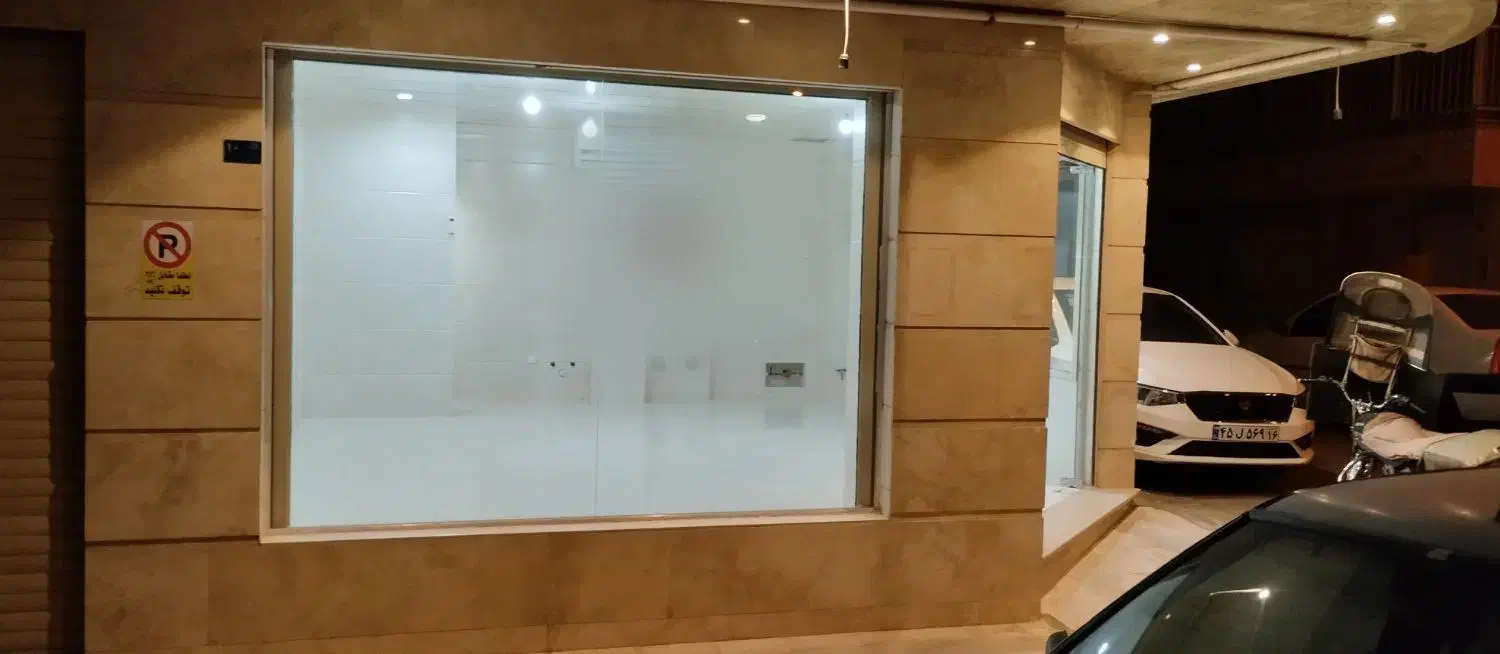 ۴۰مترتجاری دونبش فروشی ، سند۶دانگ ملکی|فروش مغازه و غرفه|قم, انسجام|دیوار