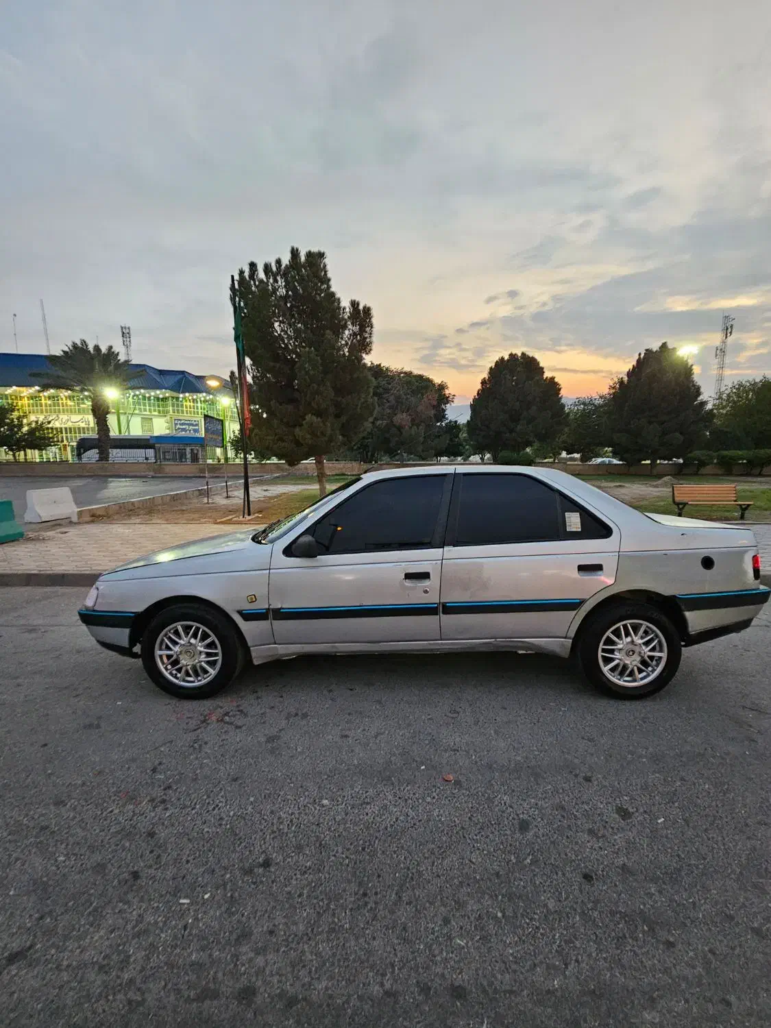 پژو 405|خودرو سواری و وانت|کازرون, |دیوار