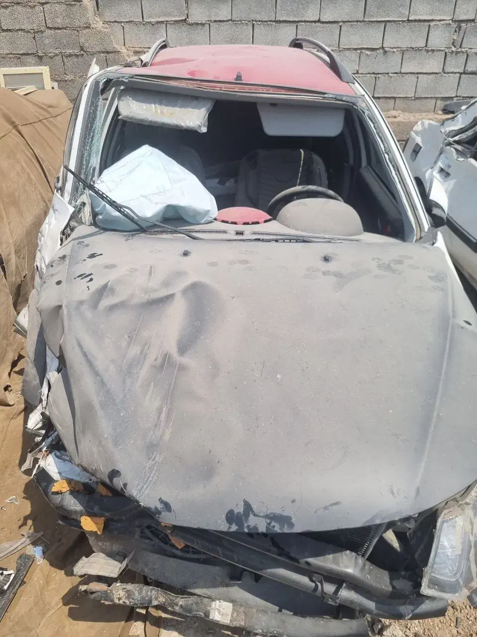 کوئیک 1400 سفید قرمز تصادفی|خودرو سواری و وانت|دزفول, |دیوار