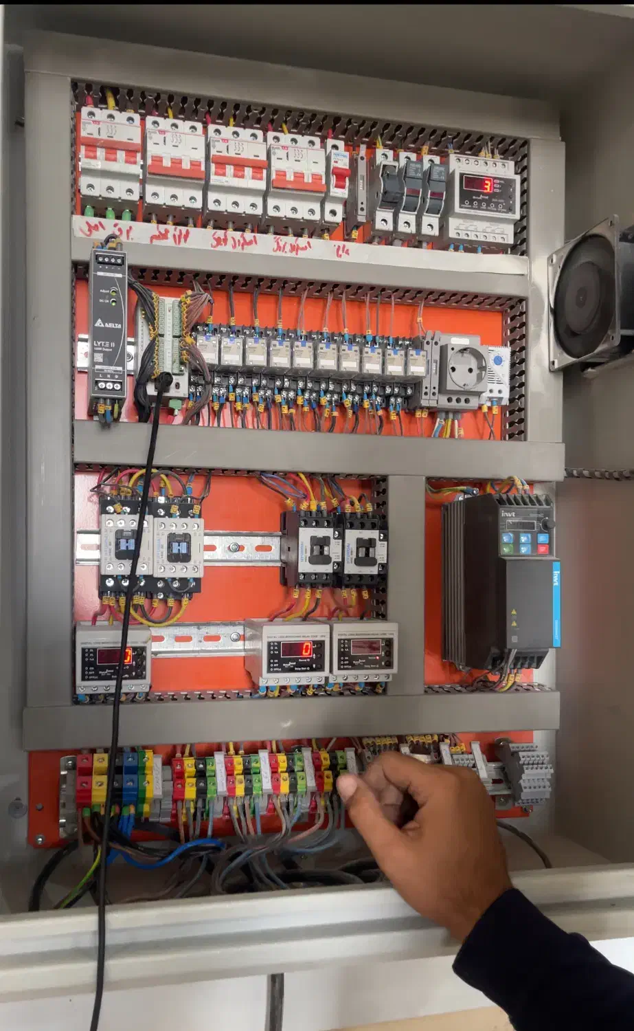برق صنعتی برقکار صنعتی تابلو برق تعمیرات دستگاه|خدمات پیشه و مهارت|مشهد, شهرک صنعتی توس|دیوار