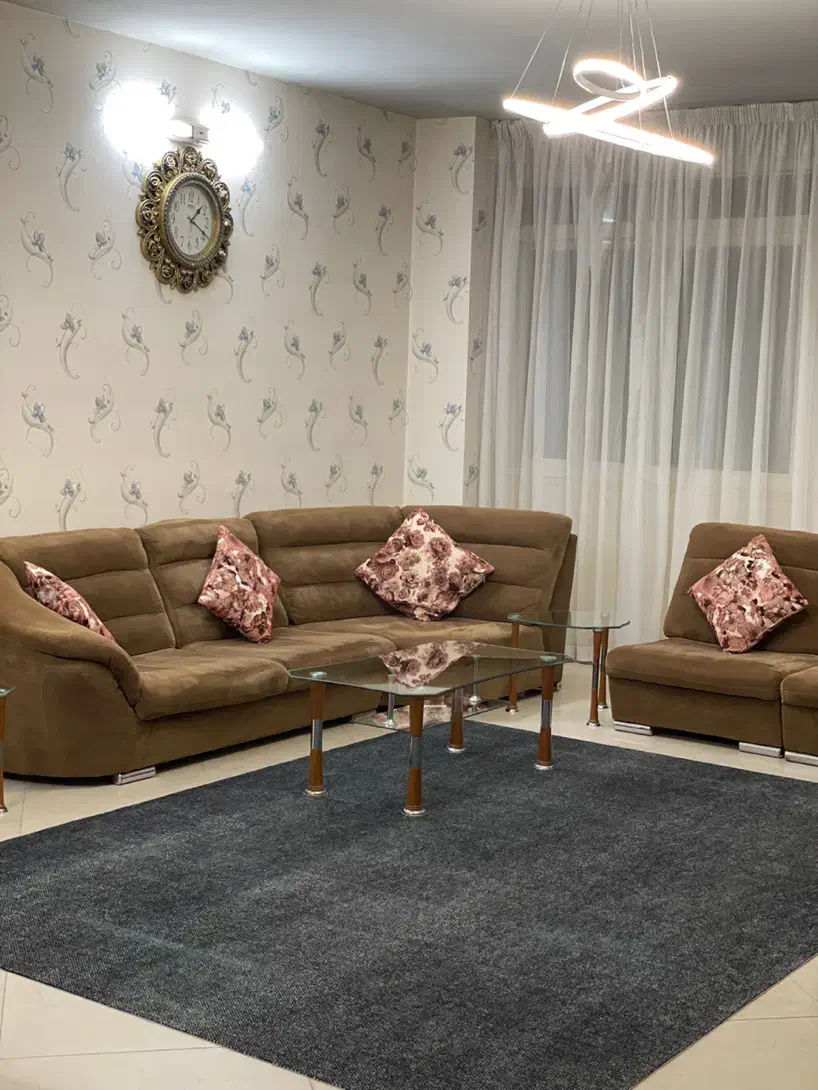 واحد لوکس دوخواب چند قدمی سی سه و‌پل و مترو|اجارهٔ کوتاه‌مدت آپارتمان و سوئیت|اصفهان, هزارجریب|دیوار