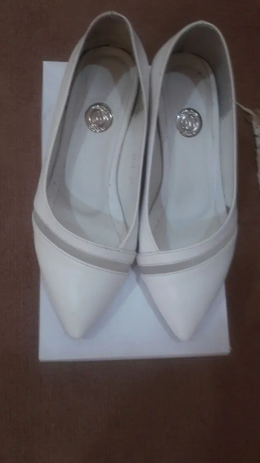 فروس زیر قیمت یک جفت کفش سفید ویژه عروسی وحج|کیف، کفش، کمربند|فراغی, |دیوار