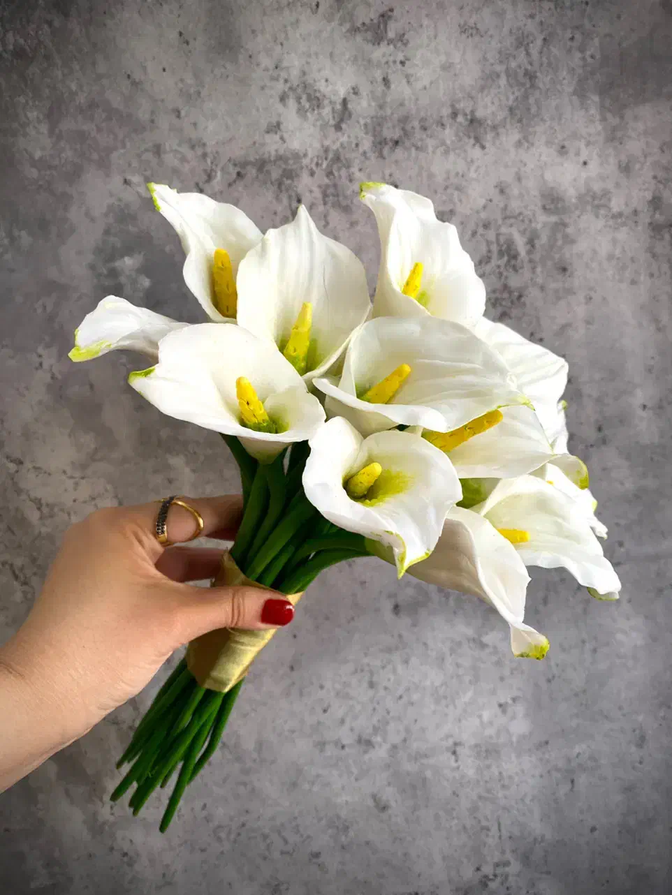 دسته گل شیپوری عروس|گل مصنوعی|شیراز, نارنجستان|دیوار