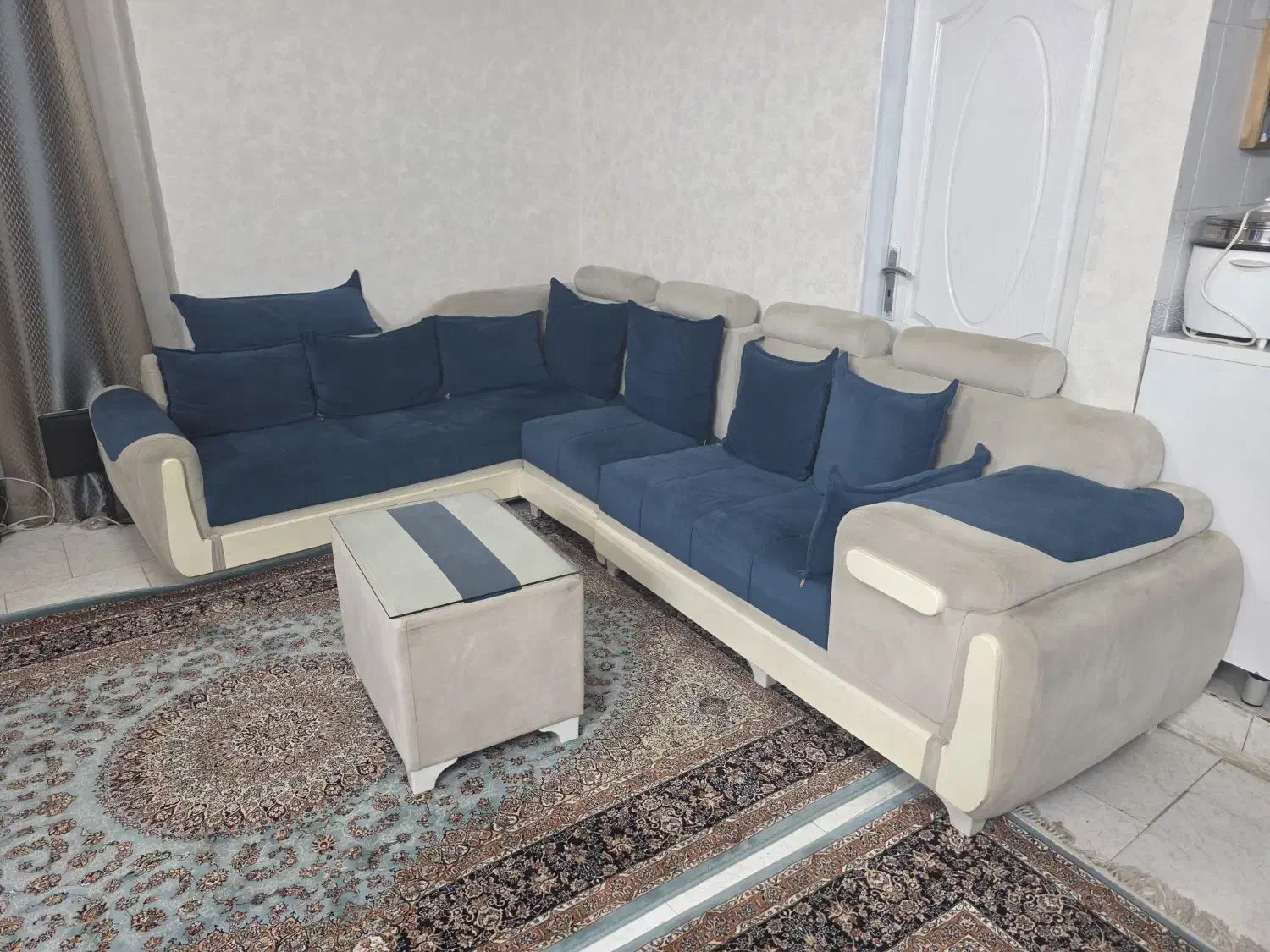 مبل ۷ نفره ال شکل|مبلمان خانگی و میز عسلی|قرچک, پویینک|دیوار