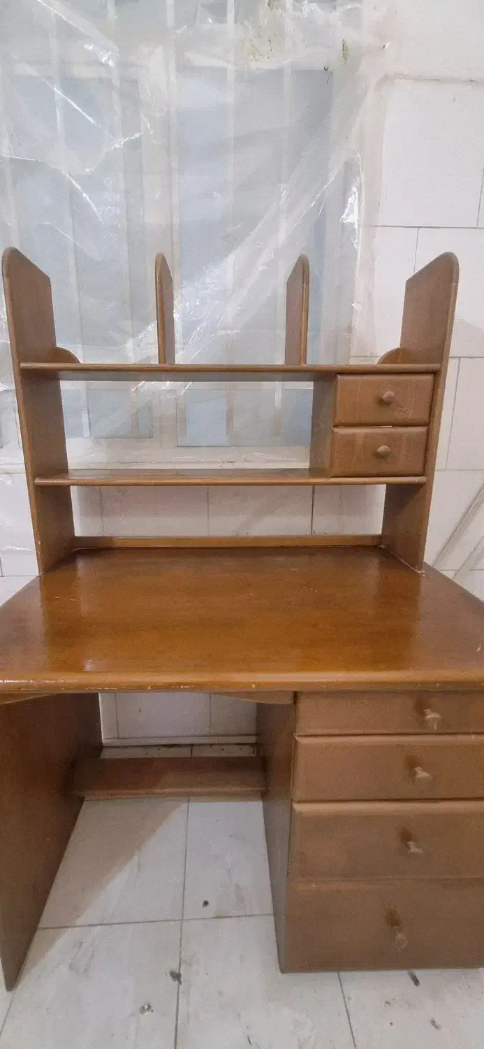 میز تحریر و کتابخانه|میز تحریر و کامپیوتر|تهران, دریا|دیوار