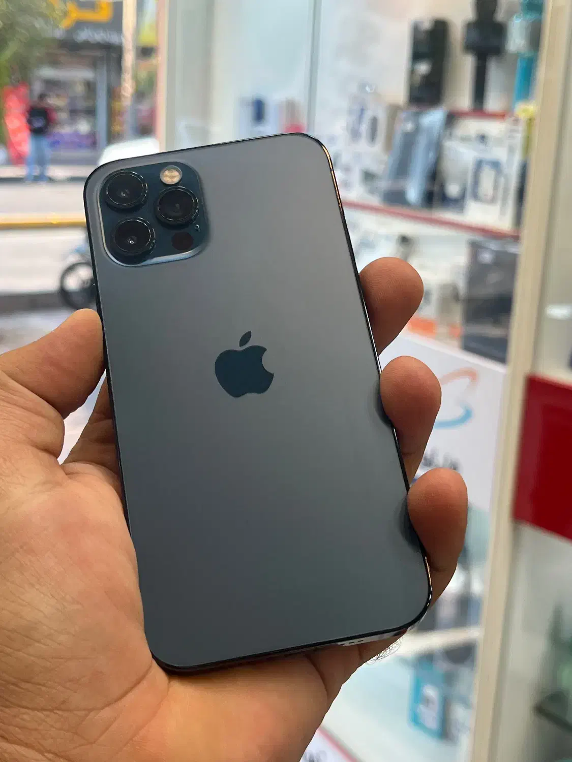 12pro LLa|موبایل|شیراز, زند|دیوار