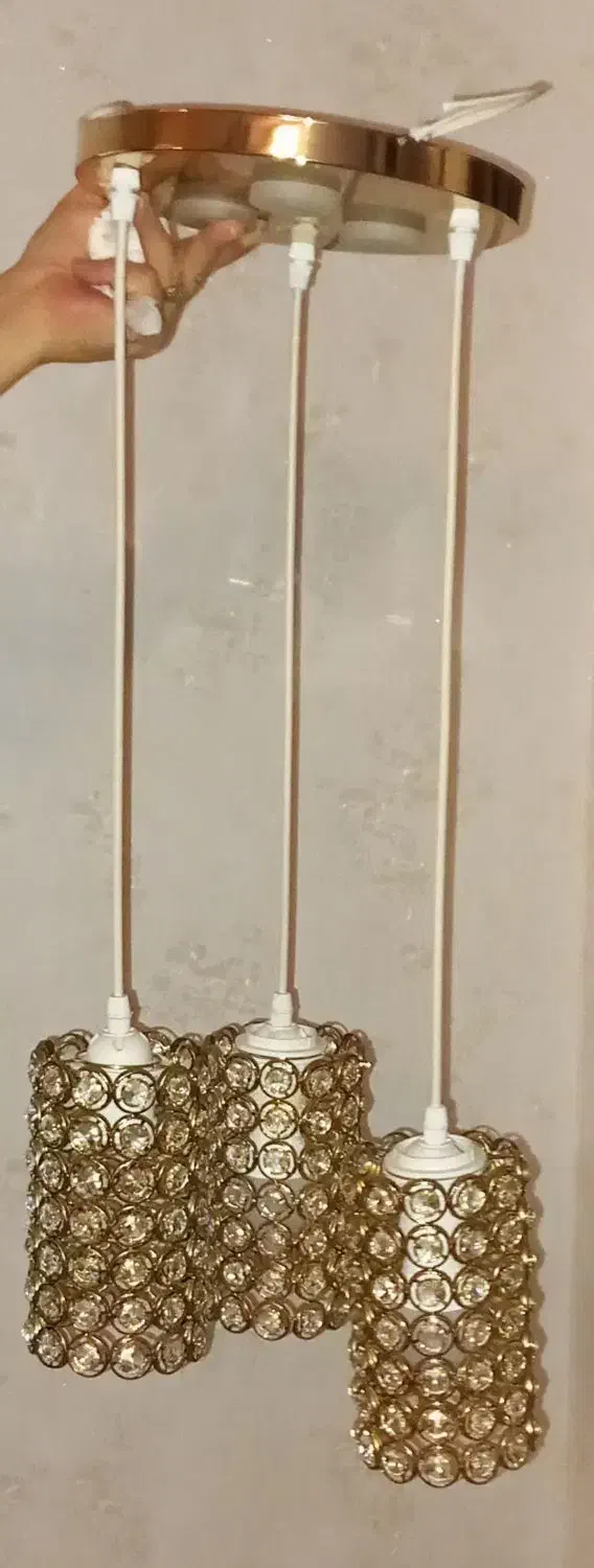 لوستر کریستالی|لوستر و چراغ آویز|اصفهان, کارلادان|دیوار